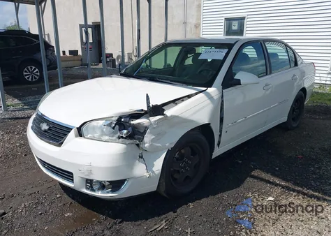 2007 Chevrolet Malibu Lt из США, поврежденный, VIN 1G1ZT57F17F132111